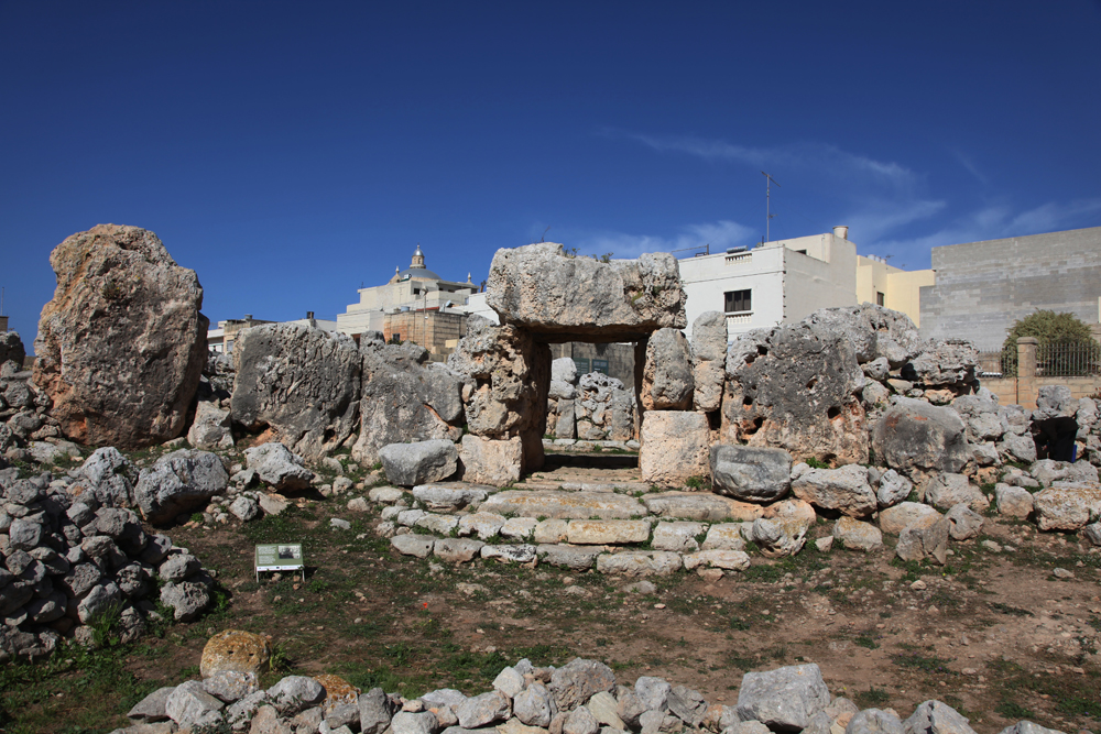 Ta'_Ħaġrat_20100302-1