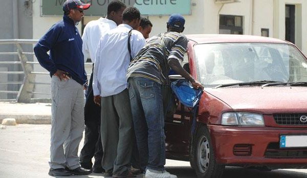 AD regularisation immigrants jobs