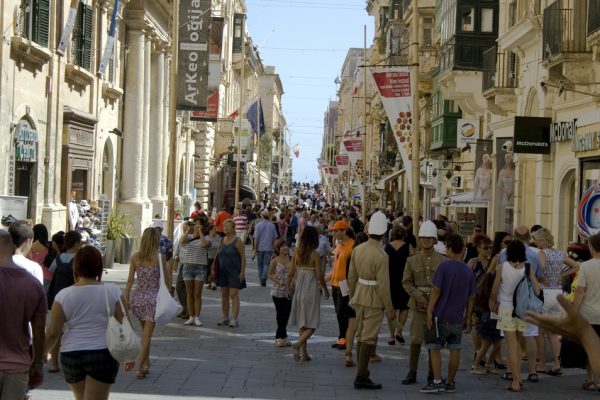 socila integration malta
